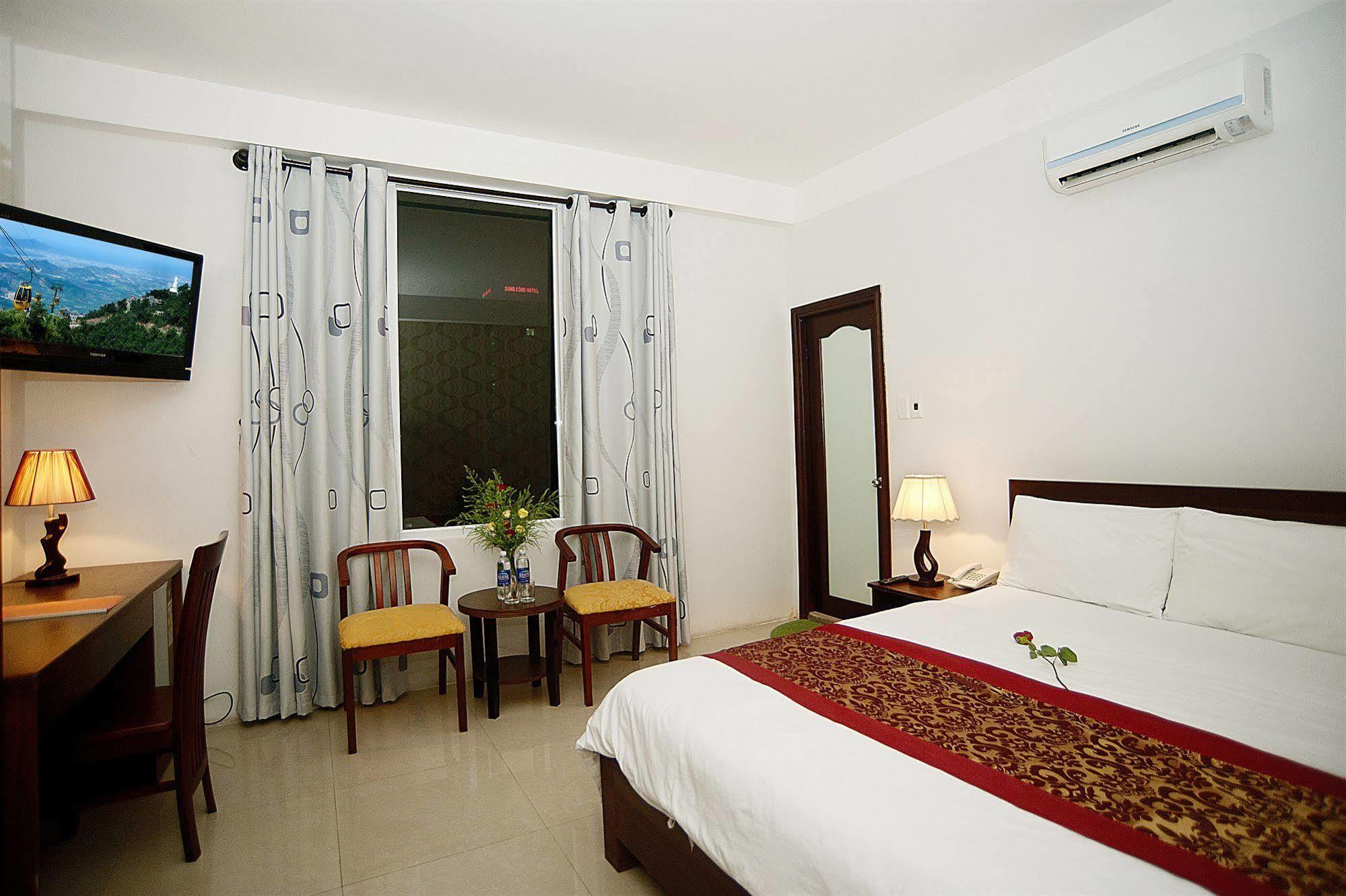 Bin Star Hotel Danang Exterior photo