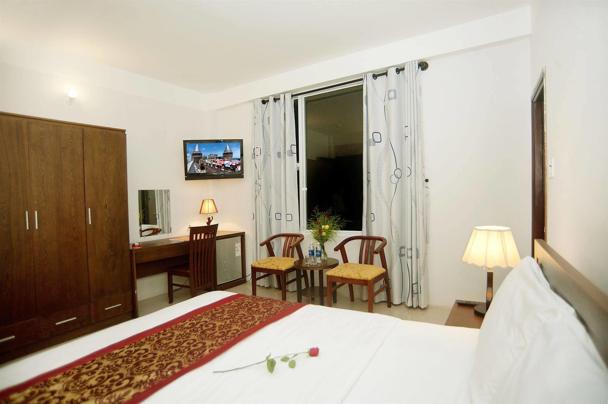 Bin Star Hotel Danang Exterior photo